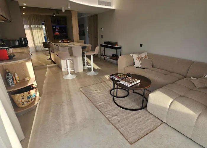 Superbe Palm - Luxury Renovation - 4 Pers Apartman