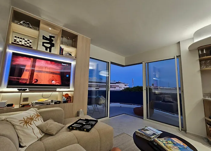 Superbe Palm - Luxury Renovation - 4 Pers Cannes